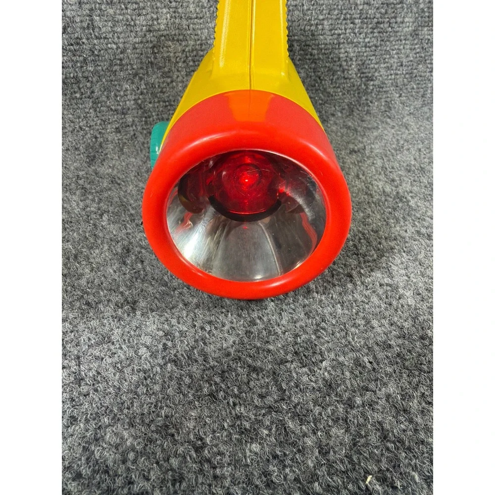 Vintage Playskool Flashlight Color Changing Red Green White Toy 144.03 Tested